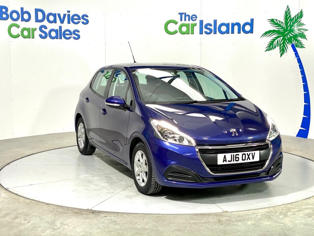 View our PEUGEOT 208