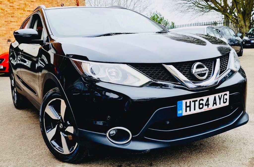 View our NISSAN QASHQAI