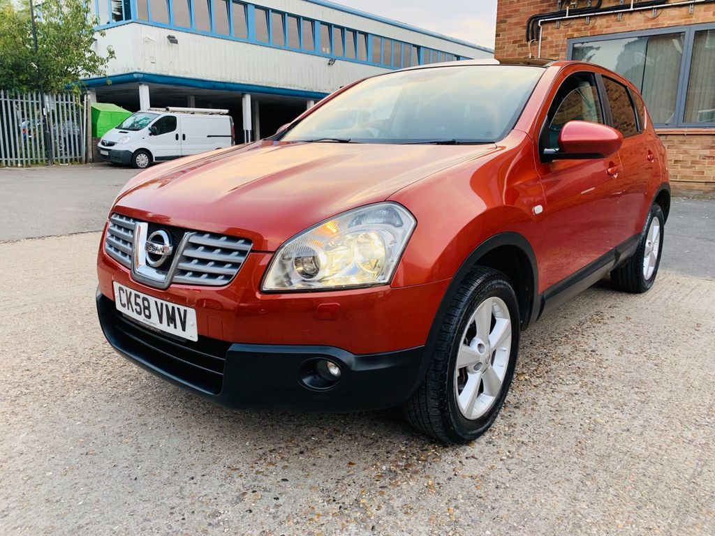 View our NISSAN QASHQAI