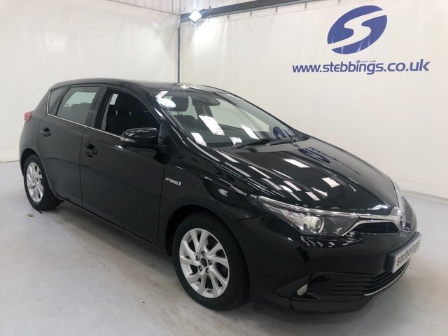 2017 67 TOYOTA AURIS 1.8 VVT-I BUSINESS EDITION TSS 5d 99 BHP