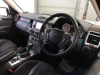 USED 2010 10 LAND ROVER RANGE ROVER 3.6 TDV8 VOGUE 5d 271 BHP * CRUISE   * BLUETOOTH * NAV * DEC MOT * PRIVACY GLASS *