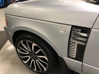 USED 2010 10 LAND ROVER RANGE ROVER 3.6 TDV8 VOGUE 5d 271 BHP * CRUISE   * BLUETOOTH * NAV * DEC MOT * PRIVACY GLASS *