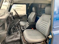 USED 2002 52 LAND ROVER DEFENDER 2.5 90 HARD-TOP TD5 5d 120 BHP 
