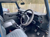 USED 2002 52 LAND ROVER DEFENDER 2.5 90 HARD-TOP TD5 5d 120 BHP 