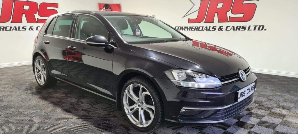 View our VOLKSWAGEN GOLF