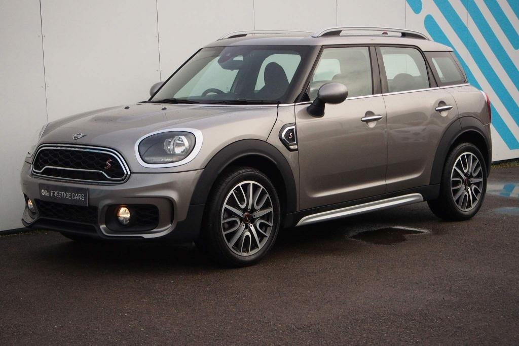 View our MINI COUNTRYMAN