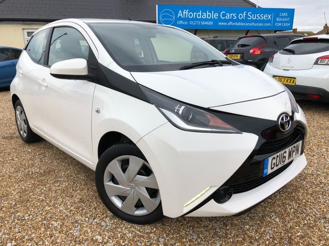 2016 16 Toyota Aygo 1.0 VVT-I X-PLAY 5d 69 BHP