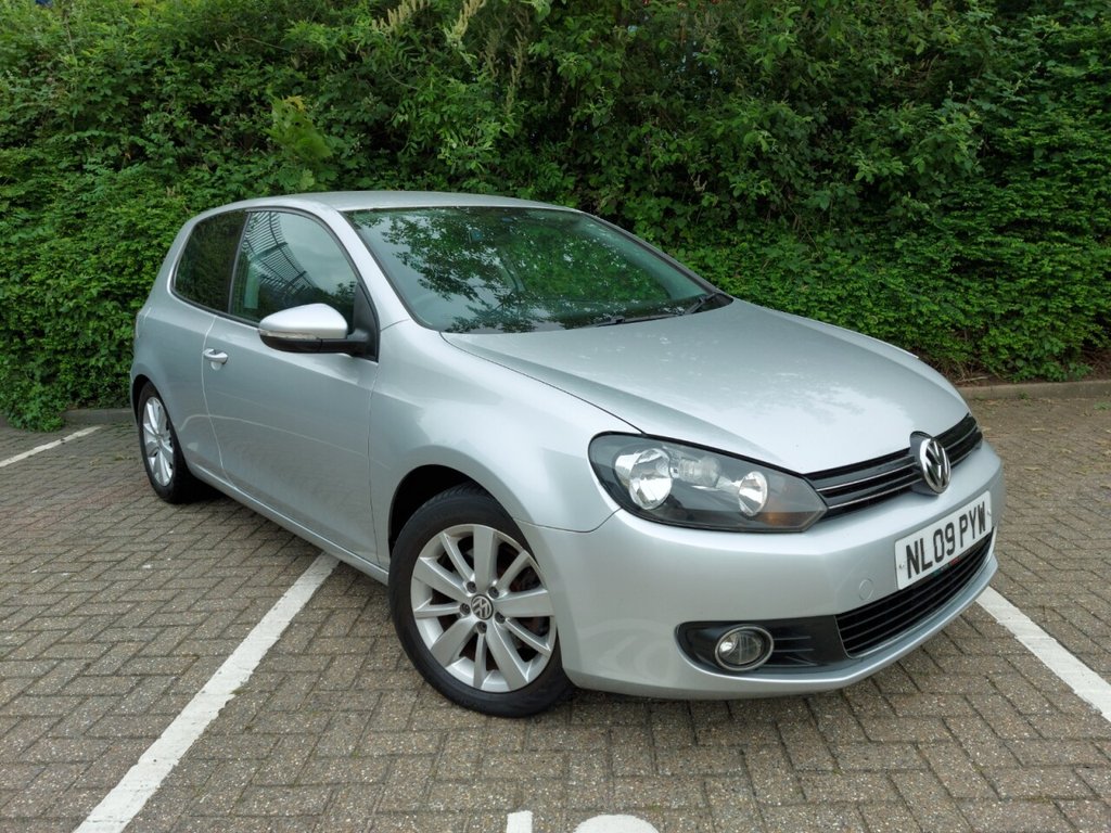 View our VOLKSWAGEN GOLF