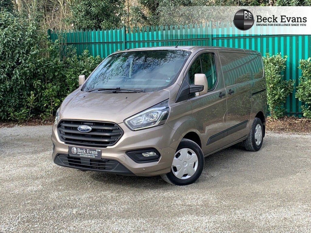 View our FORD TRANSIT CUSTOM