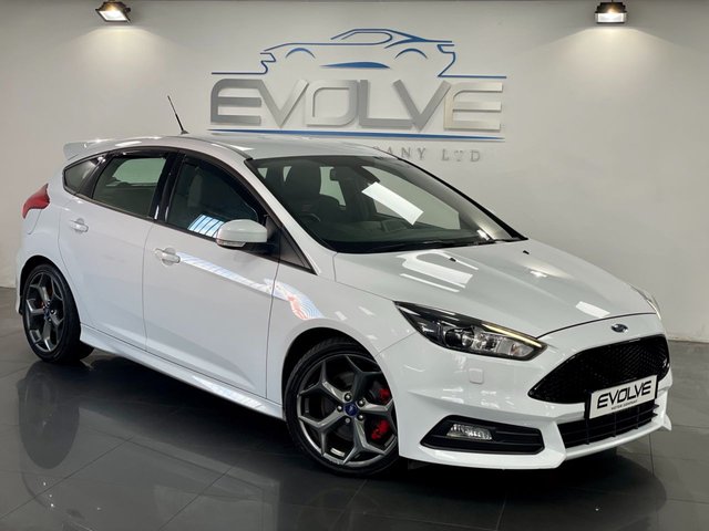 2015 65 Ford Focus 2.0 ST-3 TDCI 5d 183 BHP