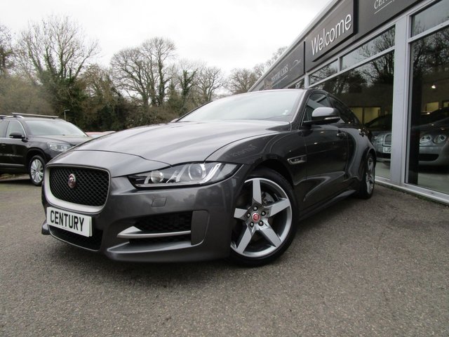 2017 17 Jaguar Xe 2.0 R-SPORT 4d 178 BHP