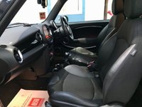 USED 2011 11 MINI HATCH COOPER 1.6 COOPER 3d 122 BHP Chilli Pack, Cooper, Low Miles