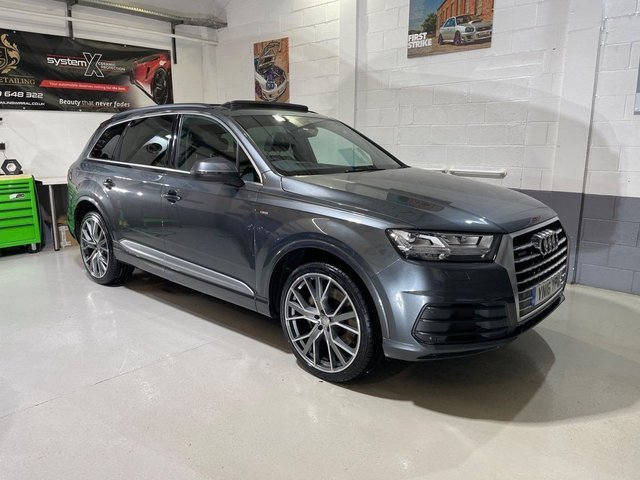 View our AUDI Q7
