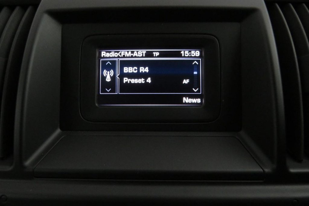 USED 2014 14 LAND ROVER FREELANDER 2.2 SD4 GS AUTO 4X4 5d 190 BHP 
