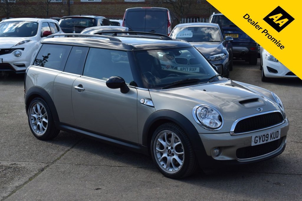 View our MINI CLUBMAN