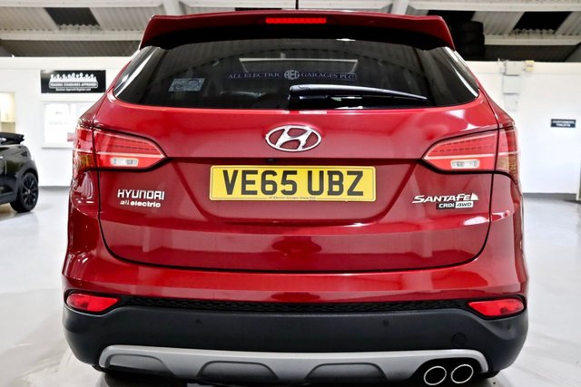 View our HYUNDAI SANTA FE