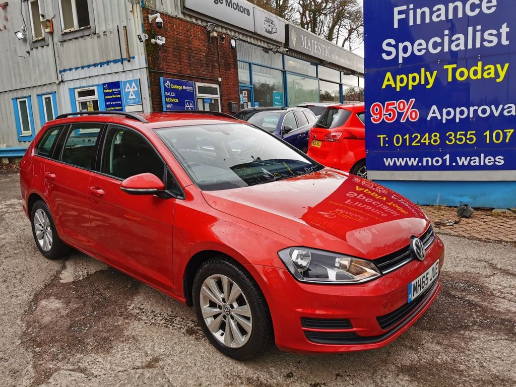 View our VOLKSWAGEN GOLF