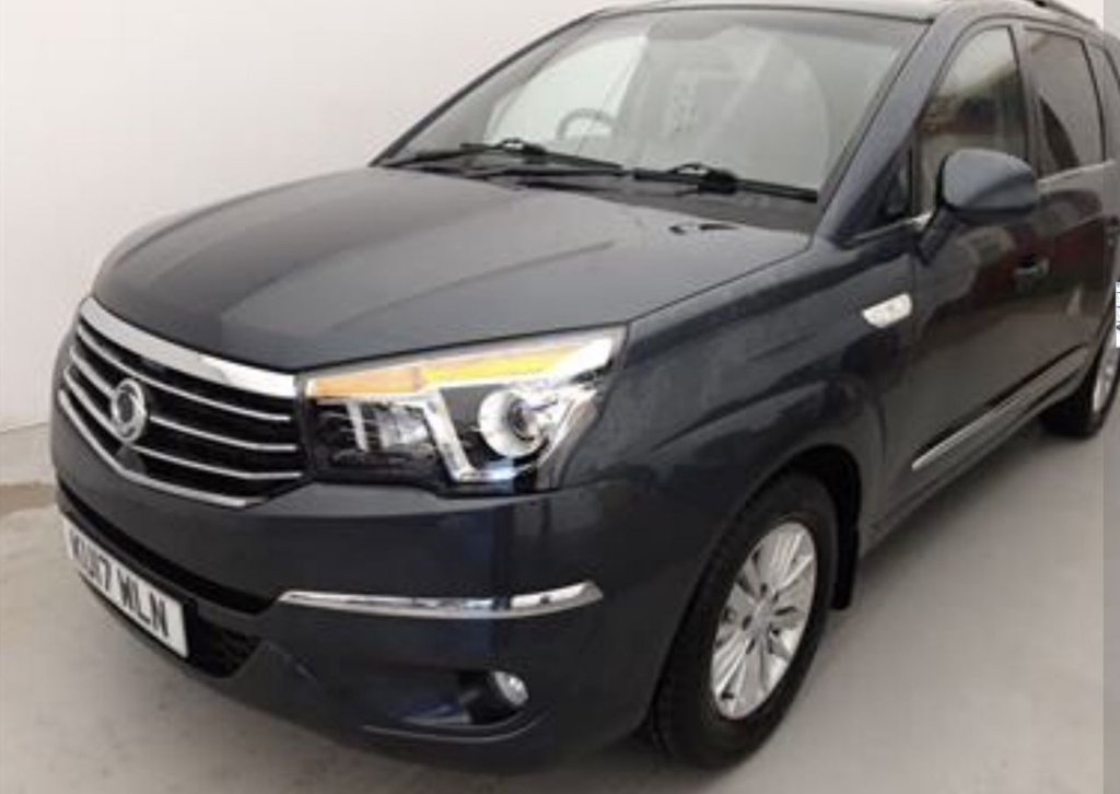 View our SSANGYONG RODIUS TURISMO