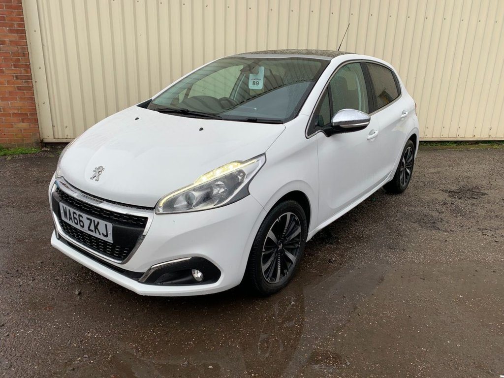 View our PEUGEOT 208