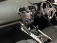 USED 2016 66 RENAULT KADJAR 1.5 SIGNATURE NAV DCI 5d 110 BHP TOP SPEC ONLY &pound;20 TAX