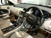 USED 2013 63 LAND ROVER RANGE ROVER EVOQUE 2.2 SD4 PURE TECH 5d 190 BHP Stunning Colour Combination