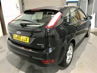 USED 2010 60 FORD FOCUS 1.6 ZETEC 5d 100 BHP Very Low Mileage, Immaculate
