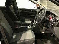 USED 2010 60 FORD FOCUS 1.6 ZETEC 5d 100 BHP Very Low Mileage, Immaculate