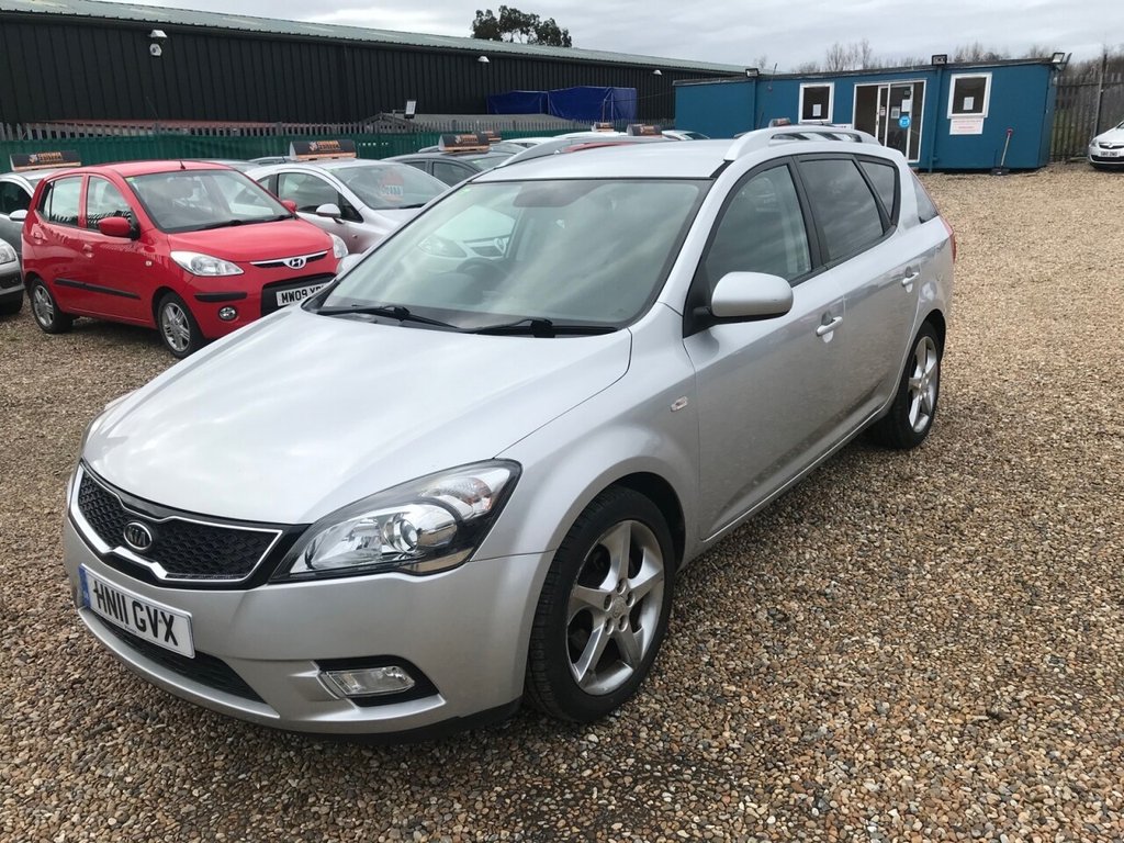 View our KIA CEED