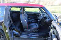 USED 2014 14 MINI CLUBMAN 1.6 JOHN COOPER WORKS 5d 208 BHP SUNROOF, NAV, H/K, AUTO, JCW
