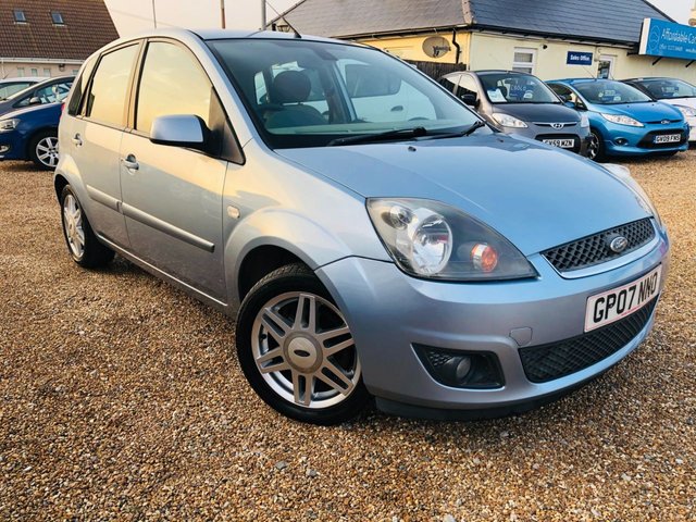 2007 07 Ford Fiesta 1.6 GHIA AUTOMATIC