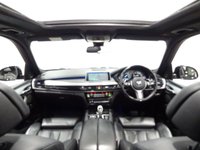 USED 2014 64 BMW X5 3.0 XDRIVE30D (255 BHP) M SPORT AUTO..NAV..PANORAMIC SUNROOF..E/M/HEATED COMFORT SPORT SEATS..SURROUND CAMERAS..LEDS..20 S..PRIVACY..MEDIA PANROOF+SURROUND CAMS+XENON+LEATHER+NAV+CRUISE+H K