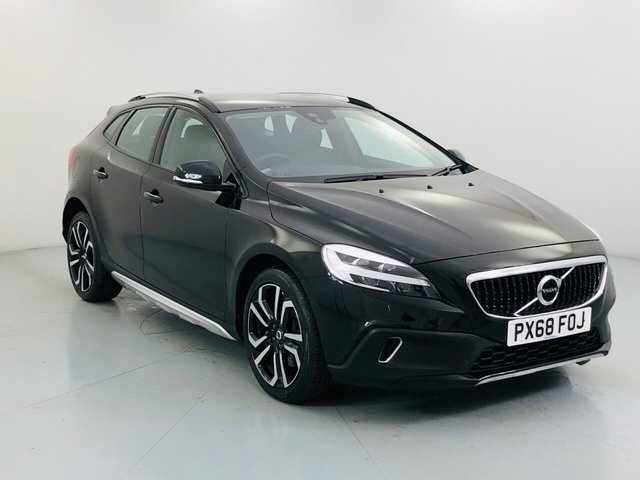View our VOLVO V40