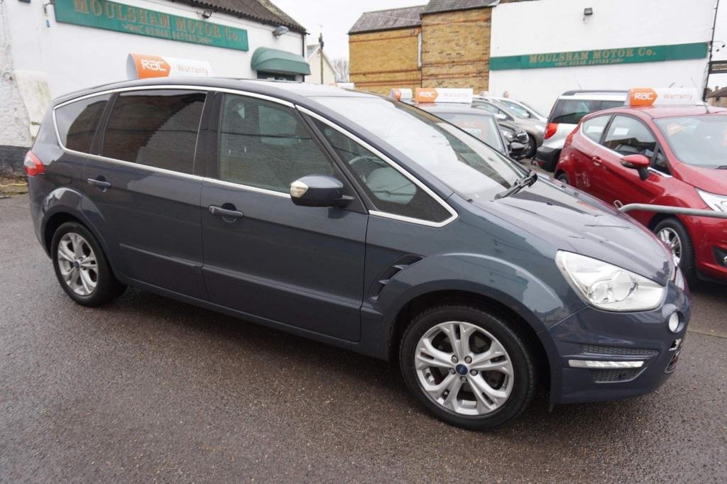 View our FORD S-MAX