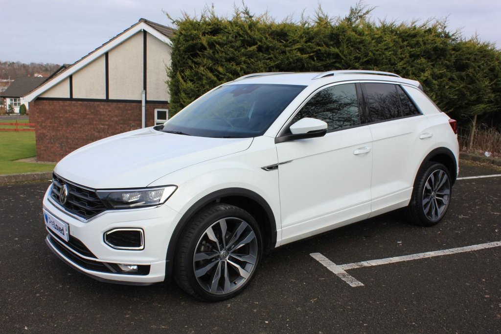 View our VOLKSWAGEN T-ROC