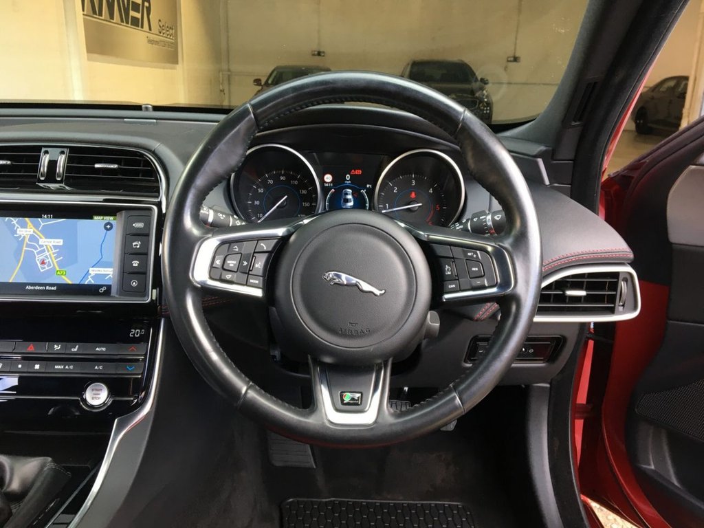 USED 2017 17 JAGUAR XE 2.0 R-SPORT 4d 178 BHP 