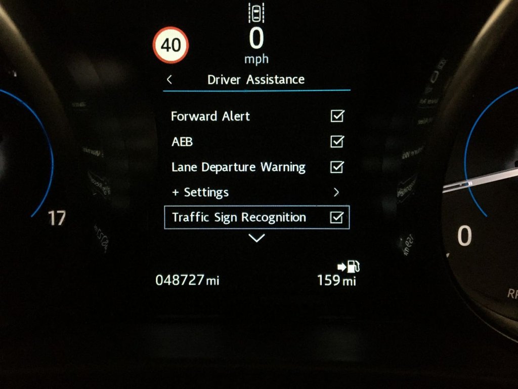 USED 2017 17 JAGUAR XE 2.0 R-SPORT 4d 178 BHP 