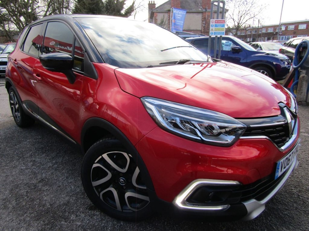 View our RENAULT CAPTUR