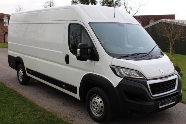 View our PEUGEOT BOXER