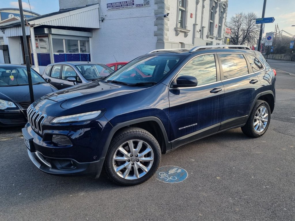 View our JEEP CHEROKEE