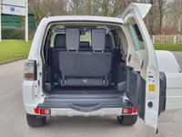 USED 2013 63 MITSUBISHI SHOGUN 3.2 DI-D SG4 5d 197 BHP FULL LEATHER REV CAM REAR ENTERTAIN