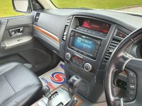 USED 2013 63 MITSUBISHI SHOGUN 3.2 DI-D SG4 5d 197 BHP FULL LEATHER REV CAM REAR ENTERTAIN