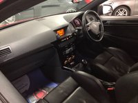 USED 2010 10 VAUXHALL ASTRA 2.0 VXRACING 3d 236 BHP * PRIVACY GLASS * RECAROS * 19 INCH ALLOYS * AIR * 9 SERVICES * MOT JULY*