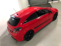 USED 2010 10 VAUXHALL ASTRA 2.0 VXRACING 3d 236 BHP * PRIVACY GLASS * RECAROS * 19 INCH ALLOYS * AIR * 9 SERVICES * MOT JULY*