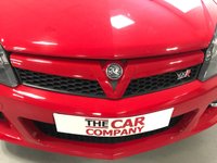 USED 2010 10 VAUXHALL ASTRA 2.0 VXRACING 3d 236 BHP * PRIVACY GLASS * RECAROS * 19 INCH ALLOYS * AIR * 9 SERVICES * MOT JULY*