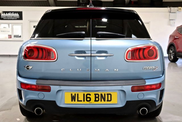 View our MINI CLUBMAN