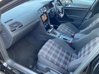 USED 2018 18 VOLKSWAGEN GOLF 2.0 GTI TSI DSG 5d 227 BHP 