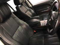 USED 2013 62 LAND ROVER RANGE ROVER 4.4 SDV8 AUTOBIOGRAPHY 5d 339 BHP * MASSIVE SPECIFICATION * NAVIGATION *22 INCH ALLOYS * MOT OCT 2021 * 2 KEYS * PRIVACY GLASS *