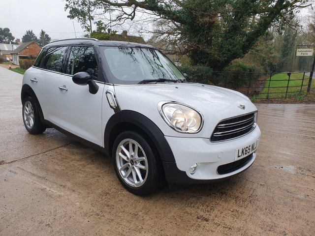 2015 65 MINI Countryman 2.0 COOPER D 5d 110 BHP