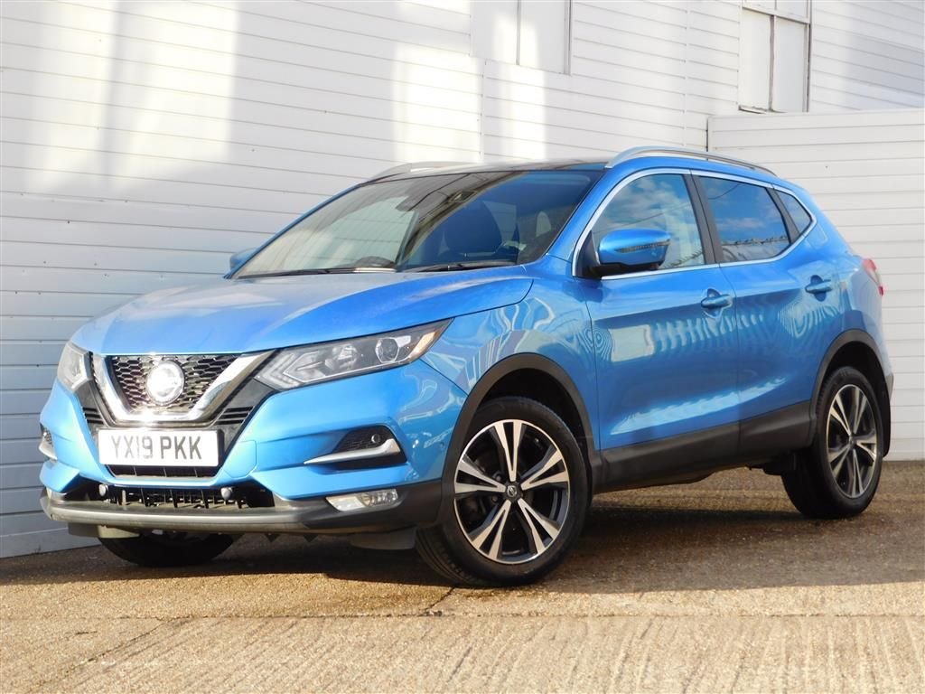 View our NISSAN QASHQAI