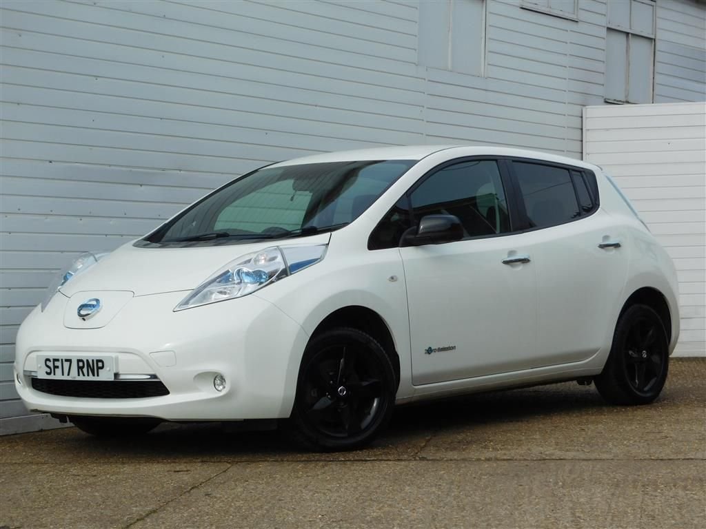 View our NISSAN LEAF